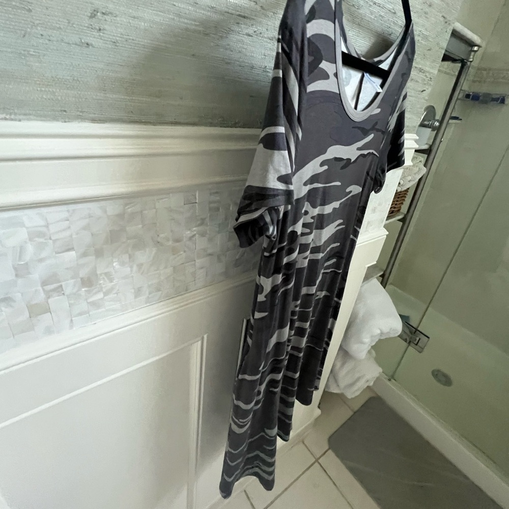 Large Korsis tee shirt dress T-shirt pockets swingy a-line black gray camo print - Picture 10 of 16
